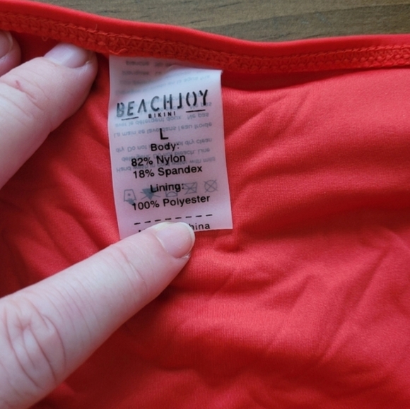 Beach Joy Red High Cut Padded Bikini With Metal Decor Size Large - Picture 5 of 6